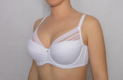 Latviška liemenėlė su plonu pakietinimu BALTA 8085