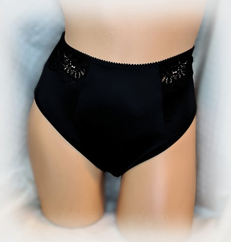 Latviškos kelnaitės aukštu liemeniu JUODA spalva - LV345