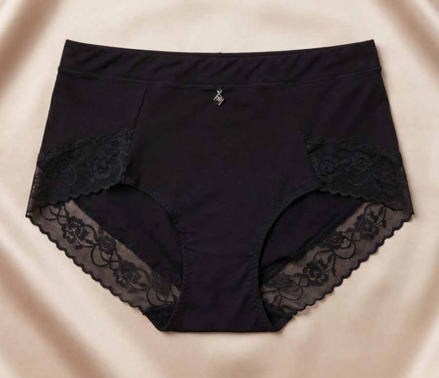 Juodos kelnaitės aukštu liemeniu