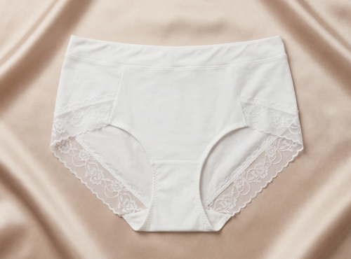 Patogios aukštesnio liemens kelnaitės ŠAMPANO spalva